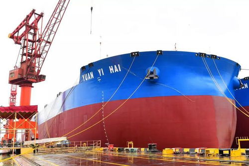 中国制造太牛了 建造40万吨巨无霸,一船就能装满6666节火车